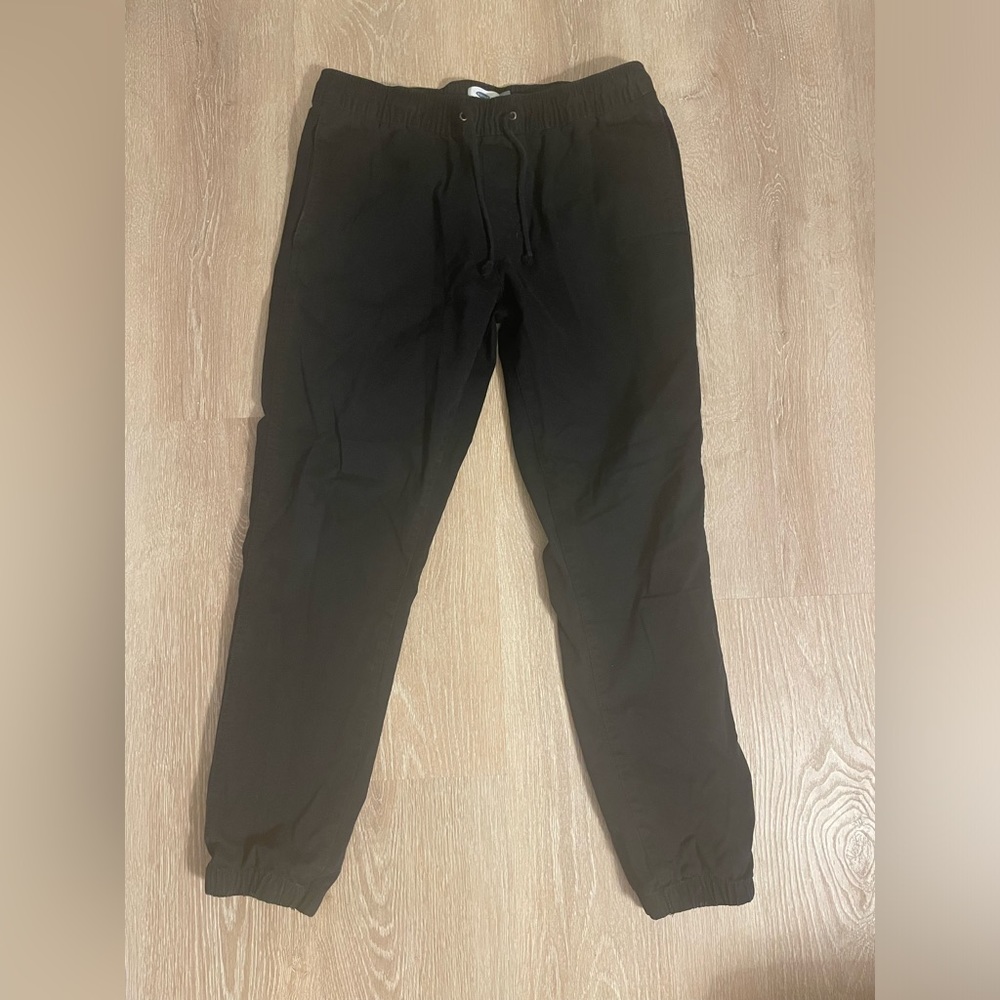 Black jogger chinos